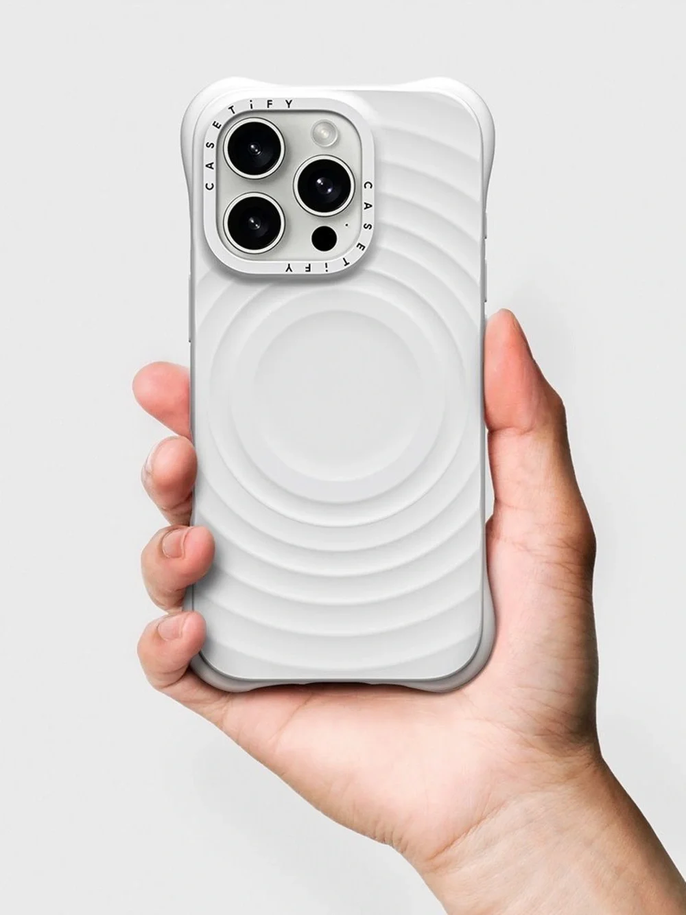 CASETiFY iPhone 16 Pro Max Ripple Case + Snappy Ripple Grip Stand in White